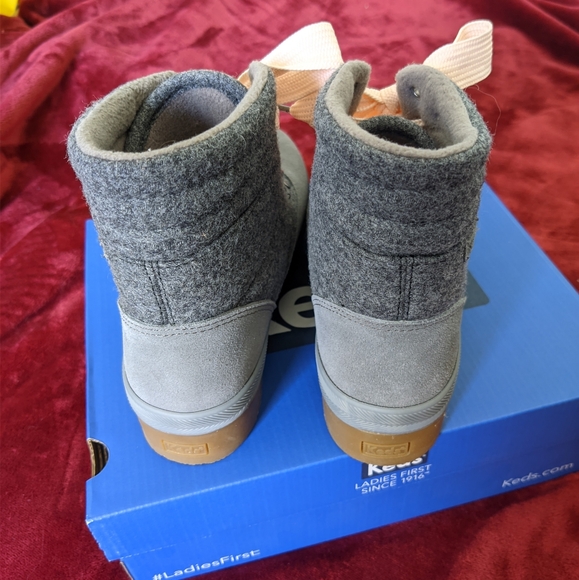 Keds Women's Camp Water-Resistant Boot w/ Thinsulate, Grey & Ballet Pink Laces - Picture 5 of 8